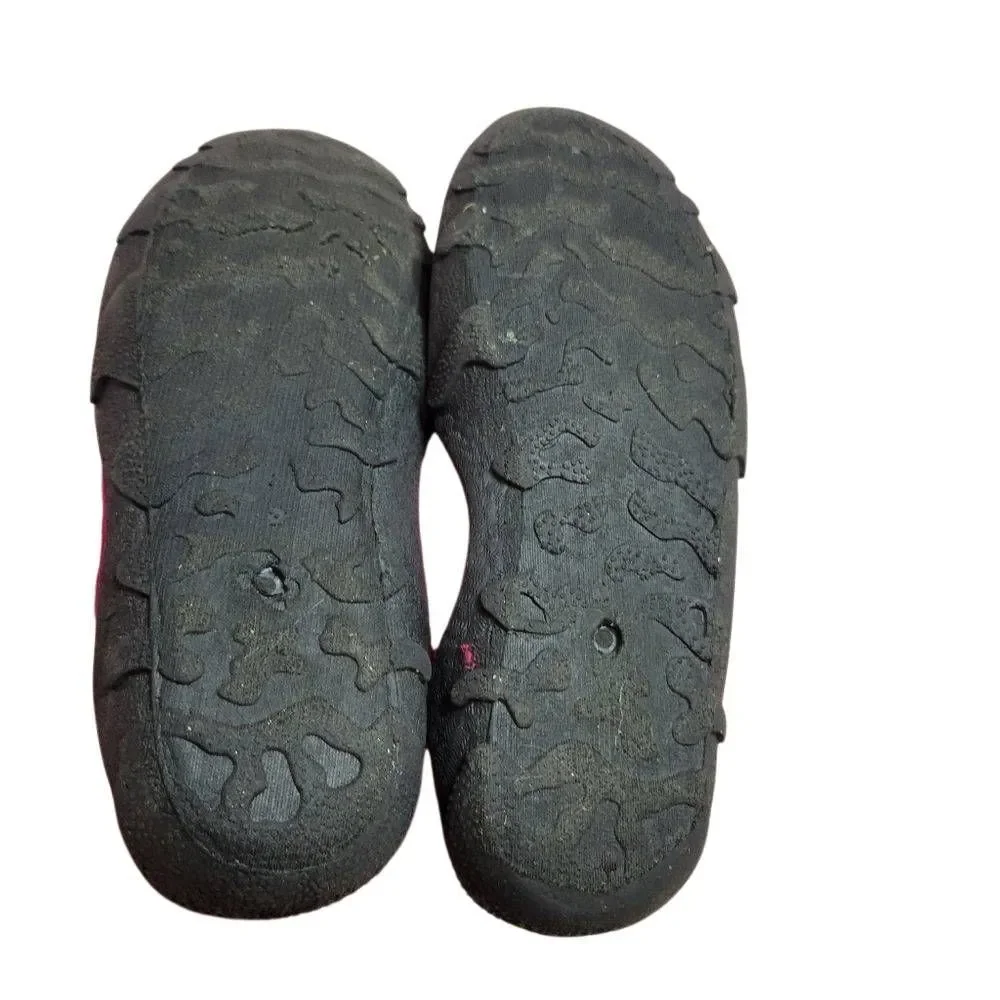 Water shoes 12/1